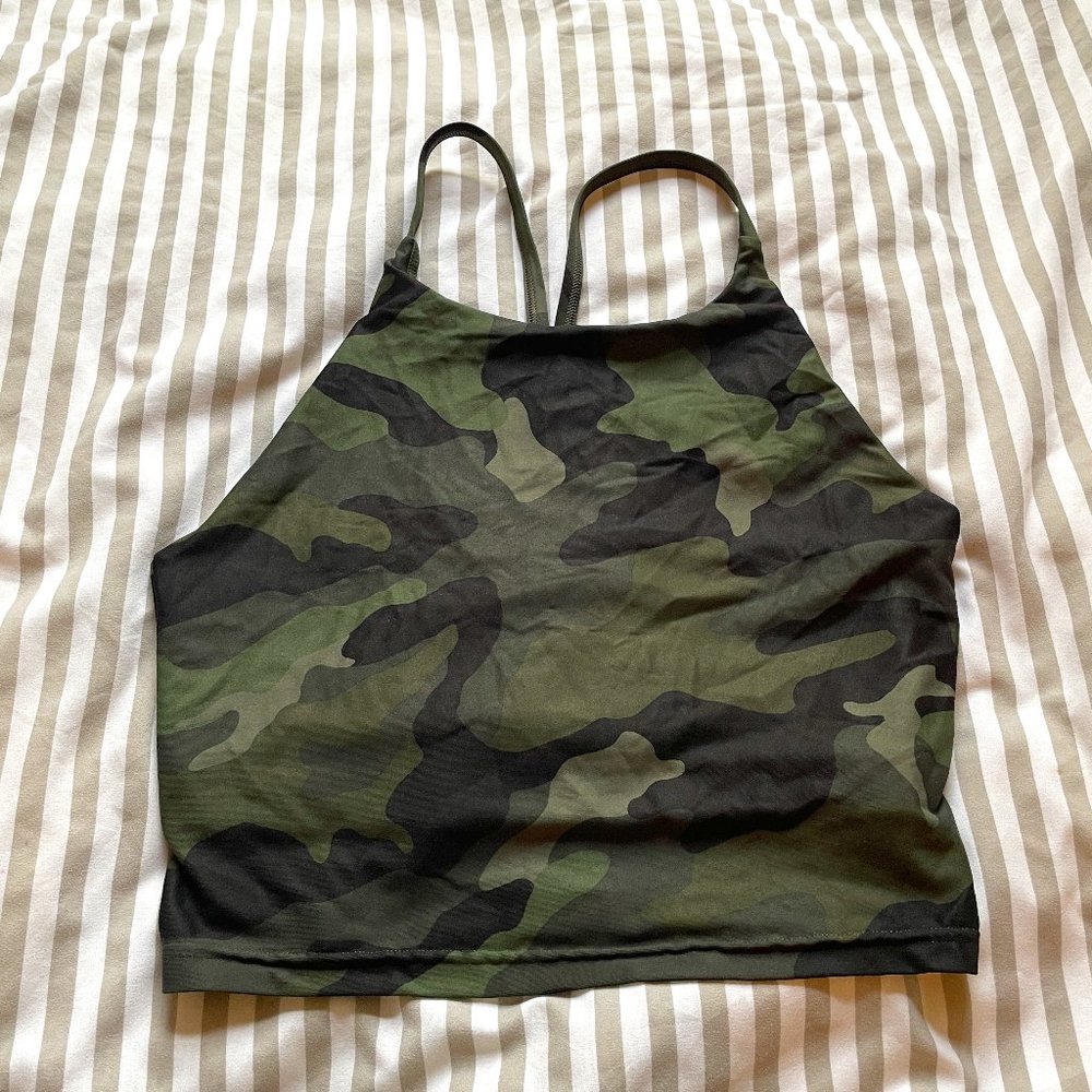 Old Navy Active Camo Croptop - Size M